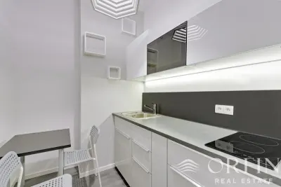 Lokal biurowy na wynajem 90m2 w Gdyni Śródmieście – zdjęcie 3